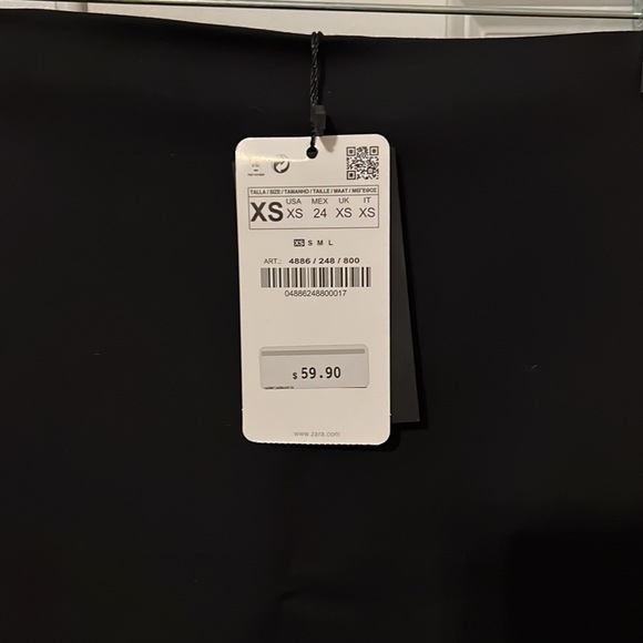 Black mini Zara skirt - Picture 4 of 6
